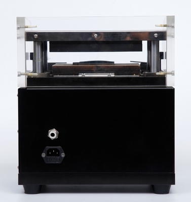 Kompakte Präzisions-pneumatische Stanze mit einem Paar sterben Elektroden-Schneidemaschine für Beutel-Batterie-Forschung Gn-S100p